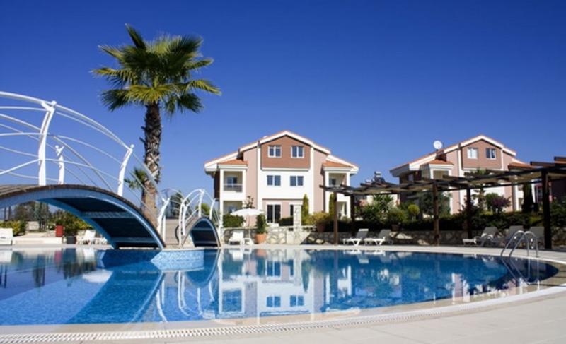 Doppelhaus Villa in gepflegter Anlage in Colakli - Beste Lage im Komplex - SIDE - 900 m vom Meer Doppelhaus Villa in gepflegter Anlage in Colakli - Beste Lage im Komplex - SIDE - 900 m vom Meer