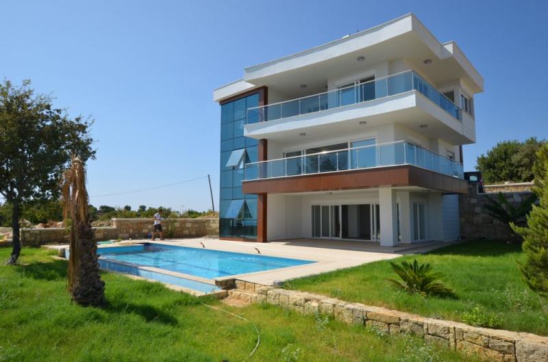 Schönes Villenprojekt über 3 Etagen mit Panorama Ausblick in Alanya Schönes Villenprojekt über 3 Etagen mit Panorama Ausblick in Alanya