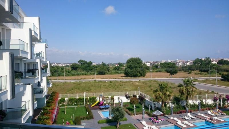2 Zimmer Wohnung im 5-Sterne Komplex Side Evrenseki mit Pool Blick 2 Zimmer Wohnung im 5-Sterne Komplex Side Evrenseki mit Pool Blick