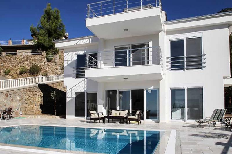 zeitlose moderne Villa mit Panorama Blick in Alanya Tepe PREISSENKUNG zeitlose moderne Villa mit Panorama Blick in Alanya Tepe PREISSENKUNG