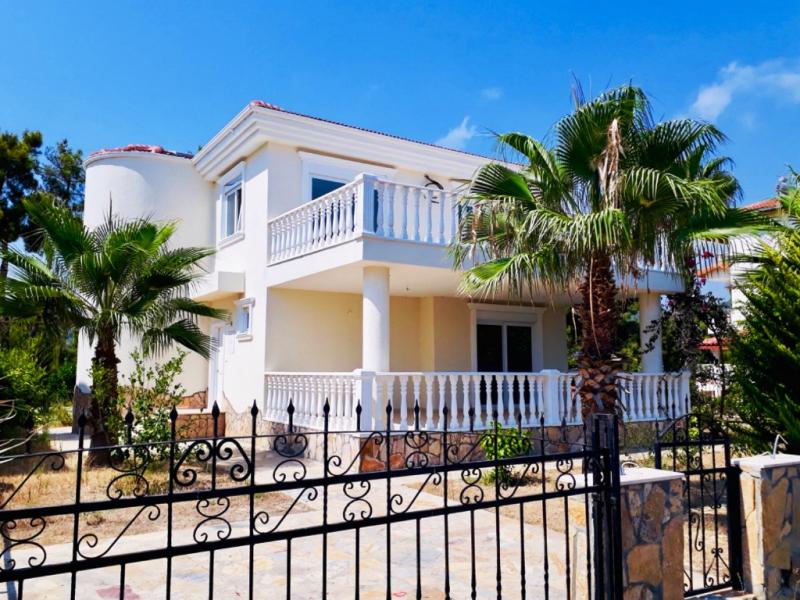 Super schöne Villa auf einem 750m² Grundstück in Alanya Incekum Super schöne Villa auf einem 750m² Grundstück in Alanya Incekum