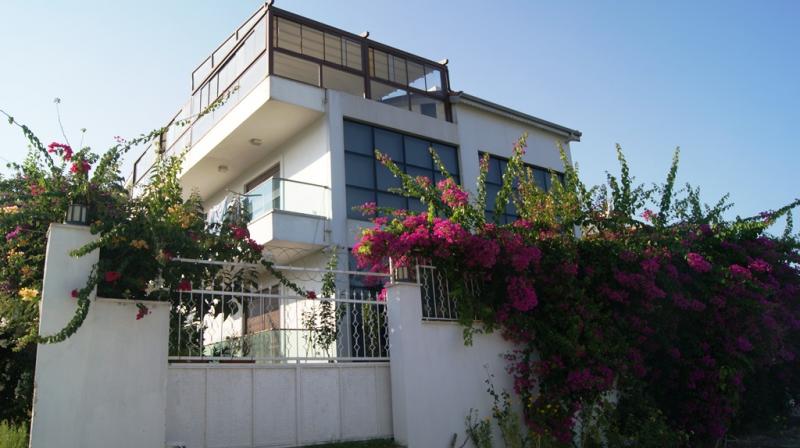 Atemberaubende Villa mit 12 Zimmern im zeitlosen Design in Sorgun Atemberaubende Villa mit 12 Zimmern im zeitlosen Design in Sorgun
