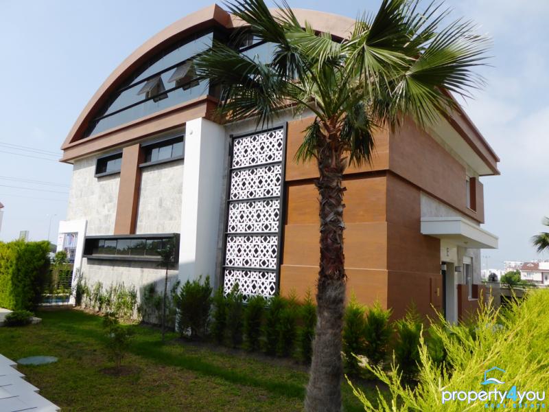 Luxus pur auf 3 Etagen - Nahe der schönen Strände von Antalya Lara Kundu Luxus pur auf 3 Etagen - Nahe der schönen Strände von Antalya Lara Kundu