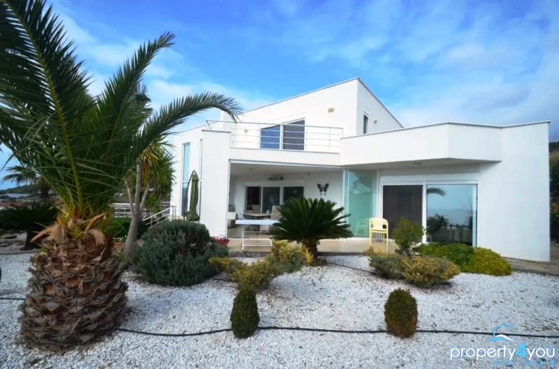 Moderne Bauhausstil - Hybrid Villa in direkter Strandnähe von Alanya - Top Objekt Moderne Bauhausstil - Hybrid Villa in direkter Strandnähe von Alanya - Top Objekt