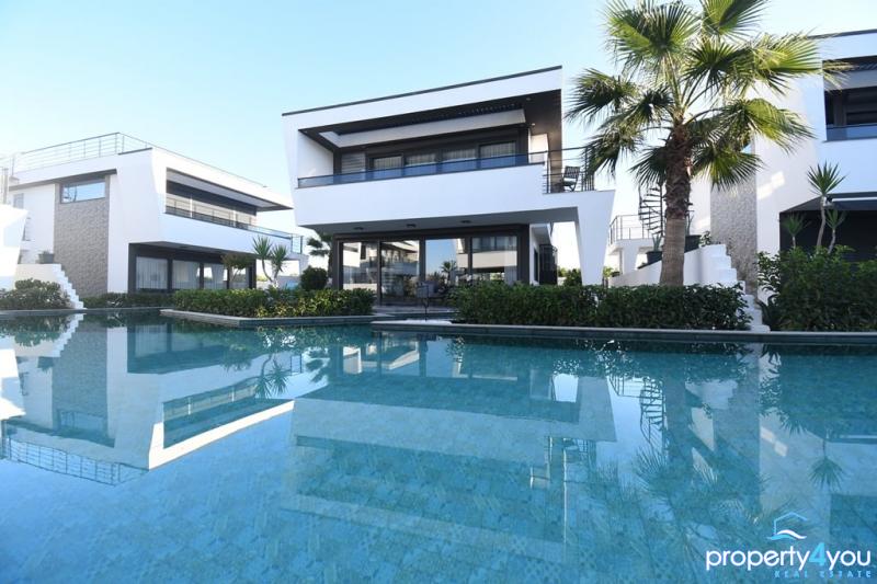 Moderne gepflegte Villa im gemütlichen Komplex nahe dem Meer Evrenseki - Side - Antalya Moderne gepflegte Villa im gemütlichen Komplex nahe dem Meer Evrenseki - Side - Antalya