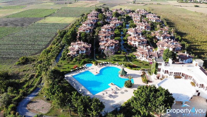 Duplex Villa in idyillischer Anlage mit eigenem Strandabschnitt - komplett saniert und renoviert! Duplex Villa in idyillischer Anlage mit eigenem Strandabschnitt - komplett saniert und renoviert!